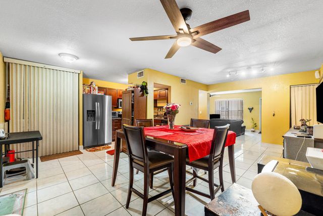 1105 NW 80th Terrace E, Margate, FL 33063