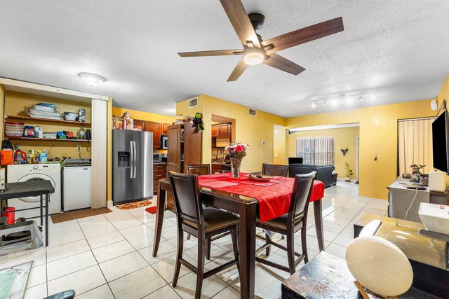 1105 NW 80th Terrace E, Margate, FL 33063