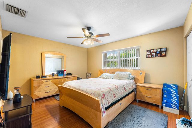 1105 NW 80th Terrace E, Margate, FL 33063