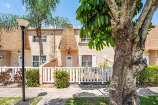 1105 NW 80th Terrace E, Margate, FL 33063