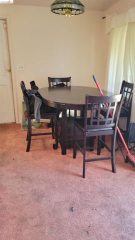 2190 Giant Rd, San Pablo, CA 94806