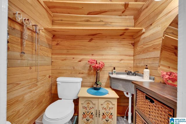 301 SE WILLIAMS AVENUE, Hanceville, AL 35077