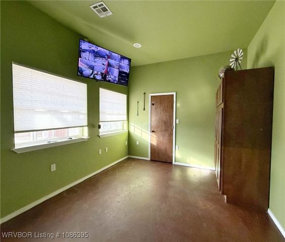 35773 Pleasant Valley Road, Wister, OK 74966