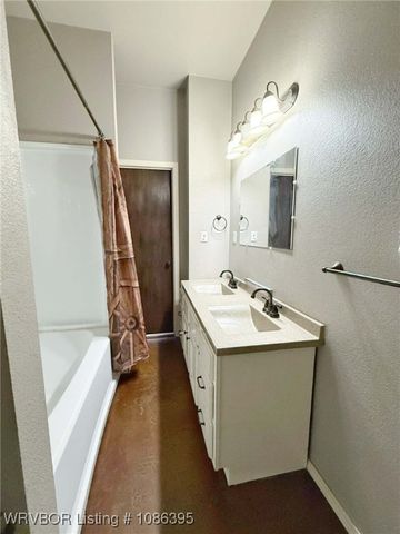 35773 Pleasant Valley Road, Wister, OK 74966