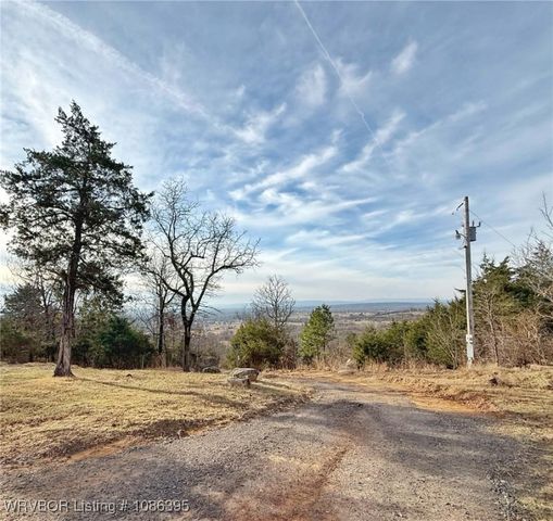 35773 Pleasant Valley Road, Wister, OK 74966