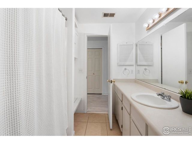 2805 Sundown Ln 212, Boulder, CO 80303