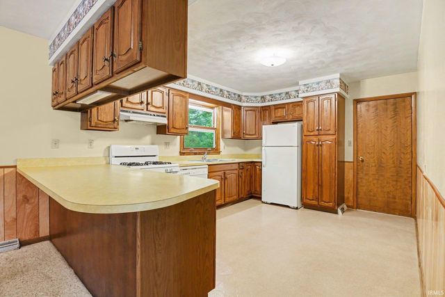 64605 County Road 33, Goshen, IN 46528