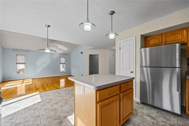 25 Acorn Valley Trl, Ogden, NY 14624