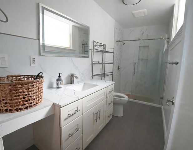 496 6th Street, Montara, CA 94037