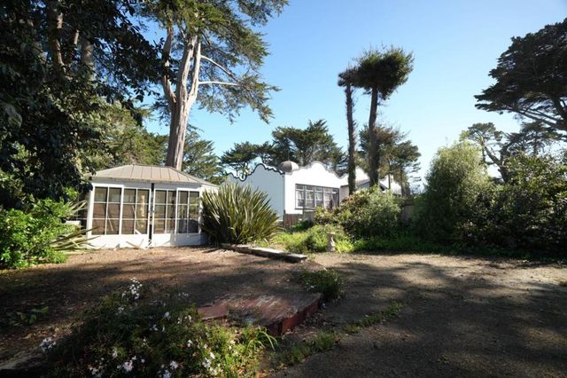 496 6th Street, Montara, CA 94037