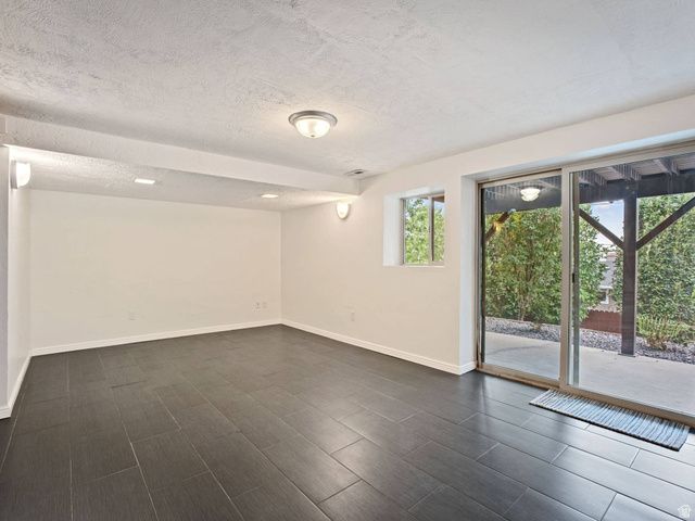 2415 E CAMPUS DR, Cottonwood Heights, UT 84121