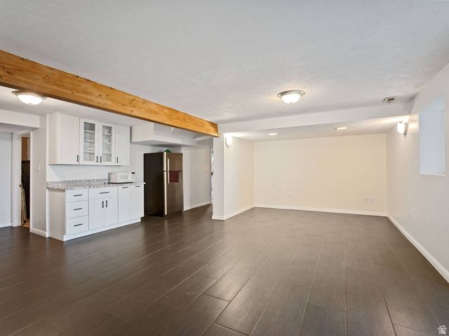 2415 E CAMPUS DR, Cottonwood Heights, UT 84121