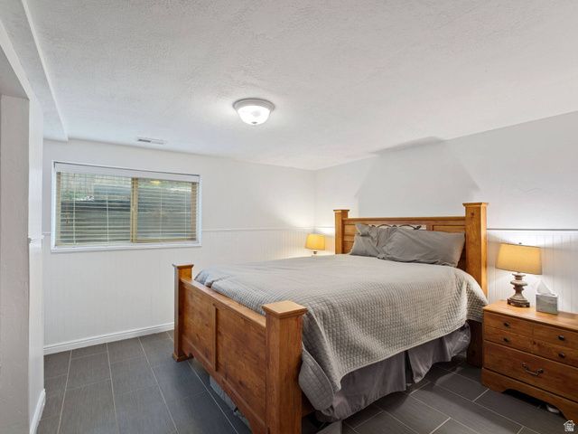 2415 E CAMPUS DR, Cottonwood Heights, UT 84121