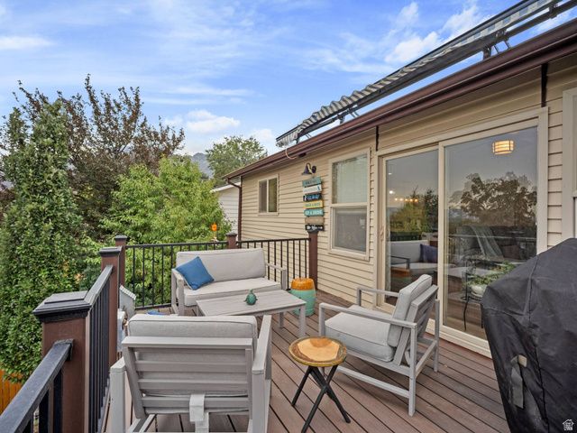 2415 E CAMPUS DR, Cottonwood Heights, UT 84121