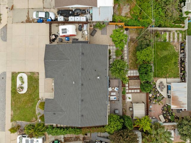 2415 E CAMPUS DR, Cottonwood Heights, UT 84121