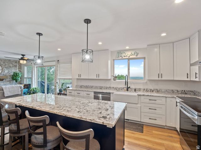 2415 E CAMPUS DR, Cottonwood Heights, UT 84121
