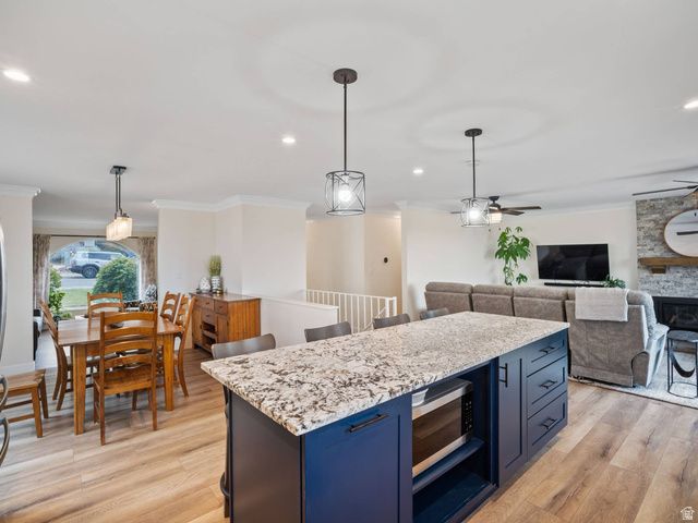 2415 E CAMPUS DR, Cottonwood Heights, UT 84121