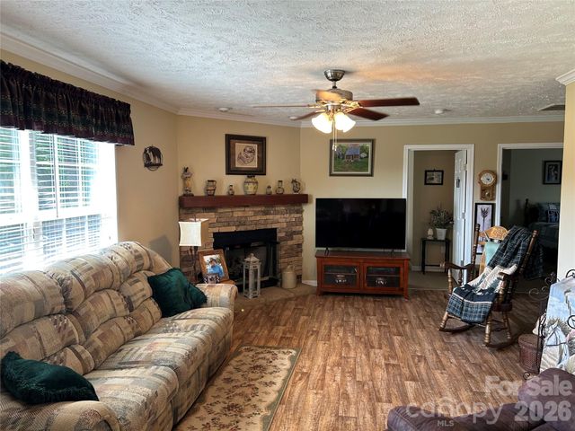 321 E Jones Street, Blacksburg, SC 29702