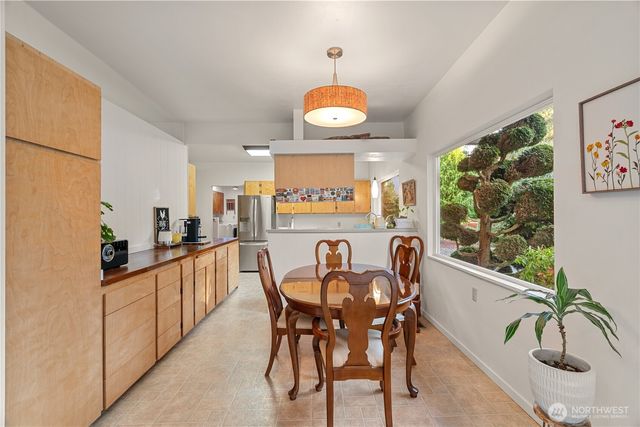 255 Summit Avenue, Hoquiam, WA 98550