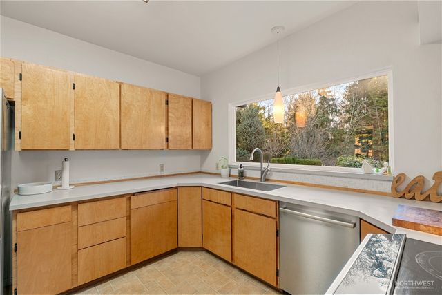 255 Summit Avenue, Hoquiam, WA 98550