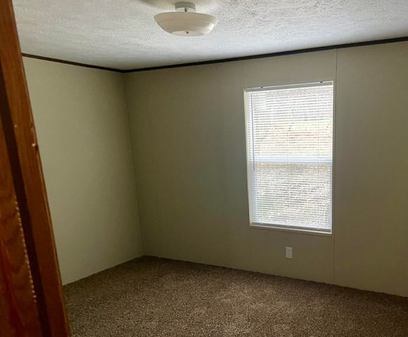 1756 E Hwy 904, Williamsburg, KY 40769