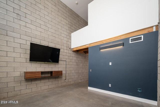 537 E WILLETTA Street 4, Phoenix, AZ 85004