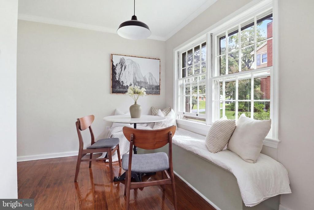 Image 10 of property listing at 861 W FOXCROFT DR, Camp Hill, PA 17011