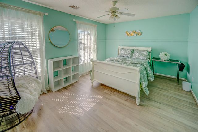 1100 Deerberry Road, Hanahan, SC 29410