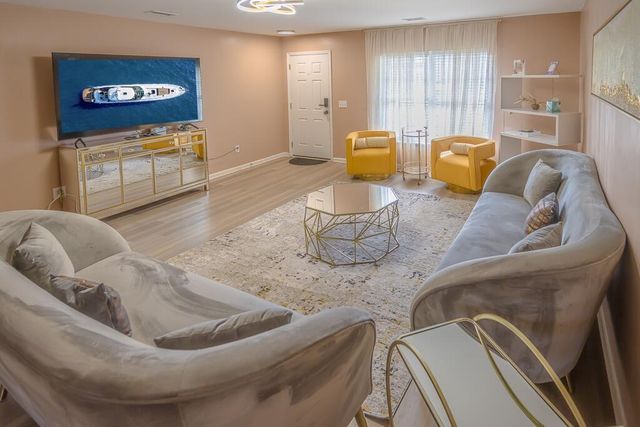 1100 Deerberry Road, Hanahan, SC 29410