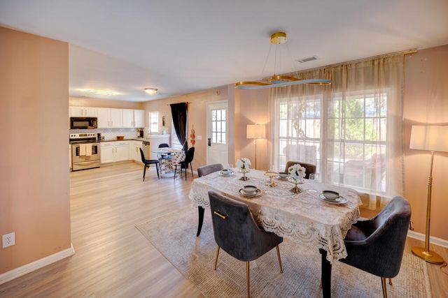 1100 Deerberry Road, Hanahan, SC 29410