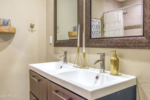 2106 N 68TH Place, Scottsdale, AZ 85257