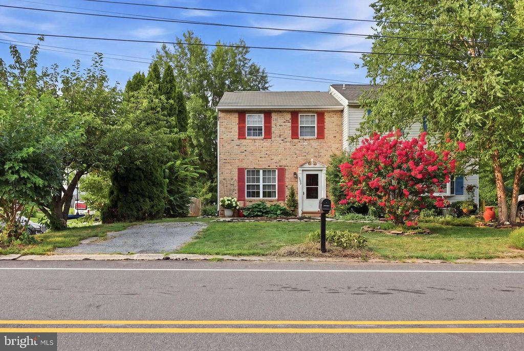 203 CHERRY ST, York, PA 17402