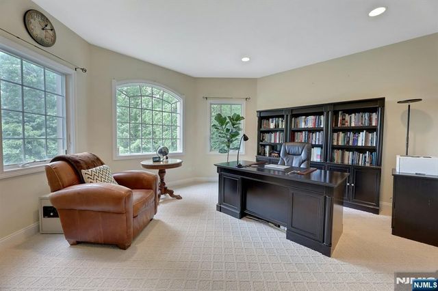 6 Briscoe, Ringwood, NJ 07456