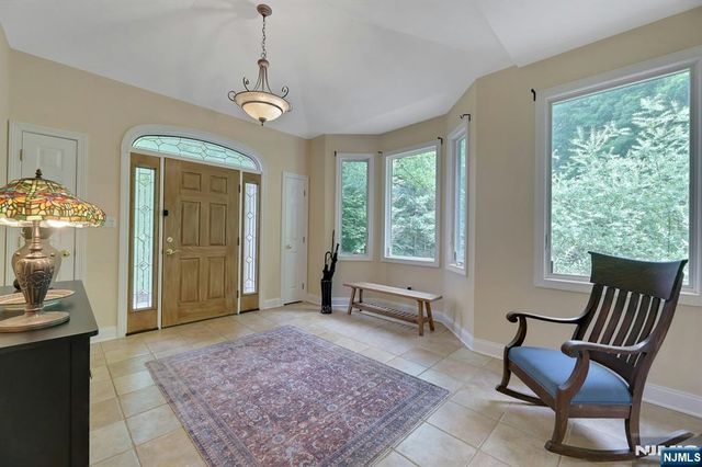 6 Briscoe, Ringwood, NJ 07456