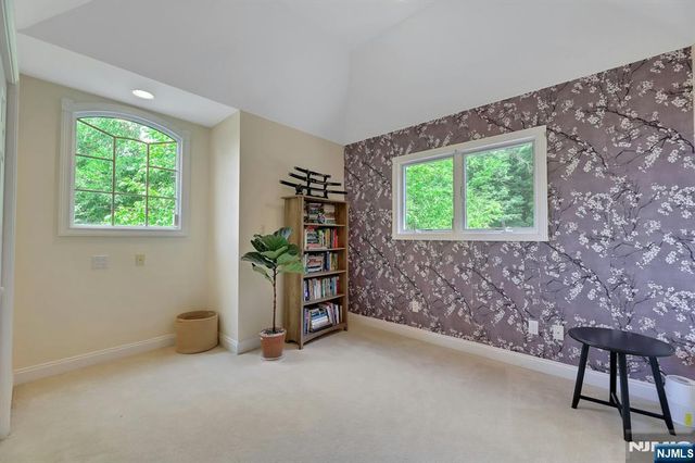 6 Briscoe, Ringwood, NJ 07456
