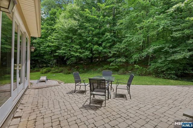 6 Briscoe, Ringwood, NJ 07456