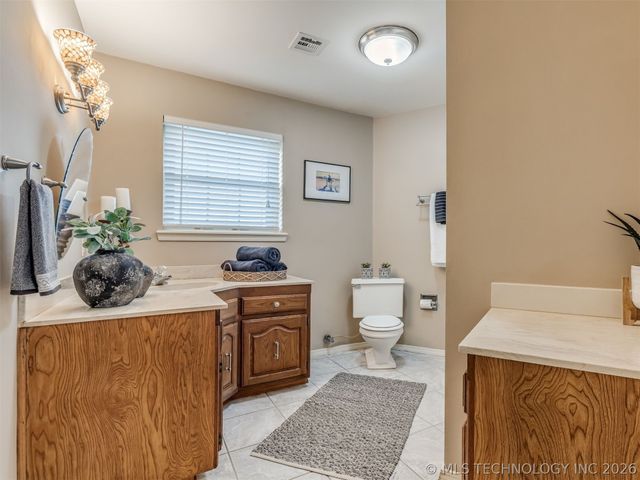 23990 N 4028 Drive, Bartlesville, OK 74006