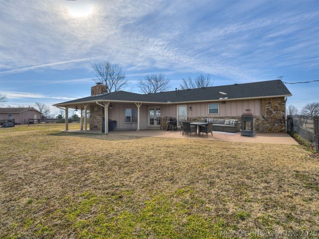 23990 N 4028 Drive, Bartlesville, OK 74006