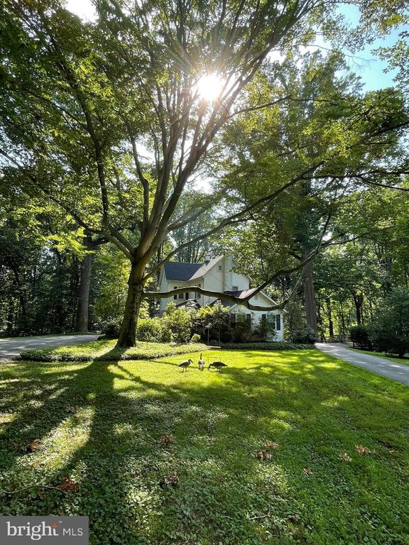 Image 1 of property listing at 1528 PROVIDENCE ROAD, Towson, MD 21286