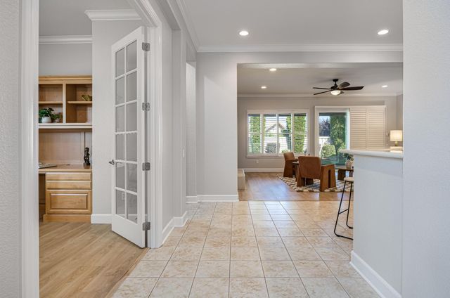 2695 Kingfisher Ln, Lincoln, CA 95648