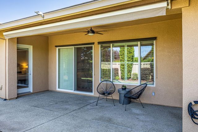 2695 Kingfisher Ln, Lincoln, CA 95648