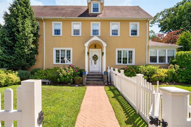 2 Stewart Avenue, Tuckahoe, NY 10707