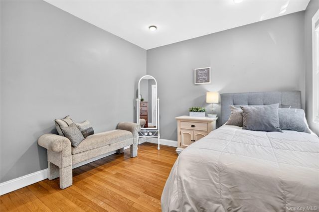 2 Stewart Avenue, Tuckahoe, NY 10707