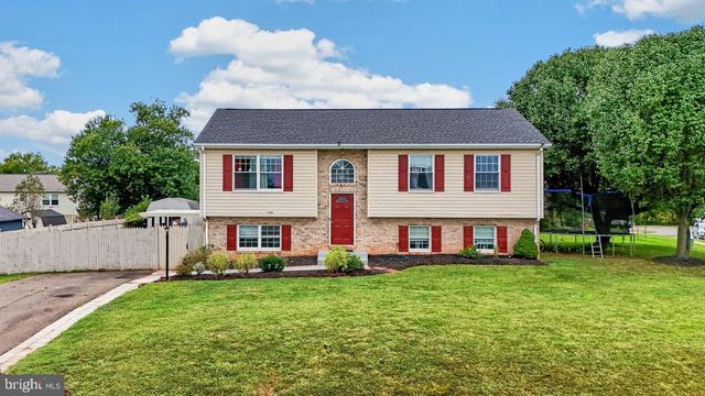 11680 FORT UNION DR, Remington, VA 22734