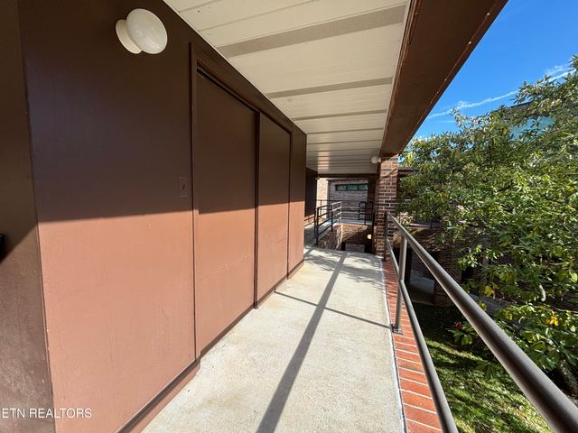 6208 Mountain Park Drive 8, Knoxville, TN 37918