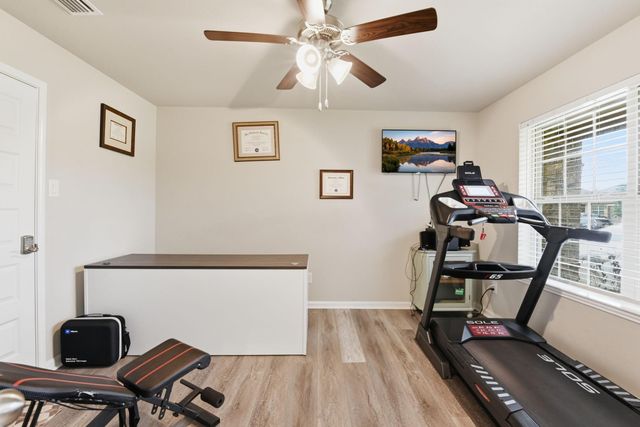 1026 Bayou Meadow Drive, Missouri City, TX 77459