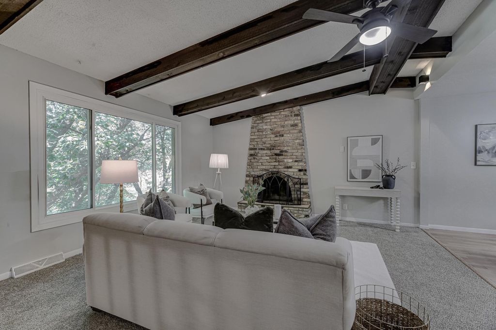 16010 Oak Shore Drive, Lakeville, MN 55044 — photo 3