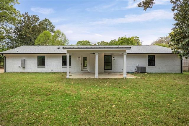11 Schwaemmle Drive, Mobile, AL 36608