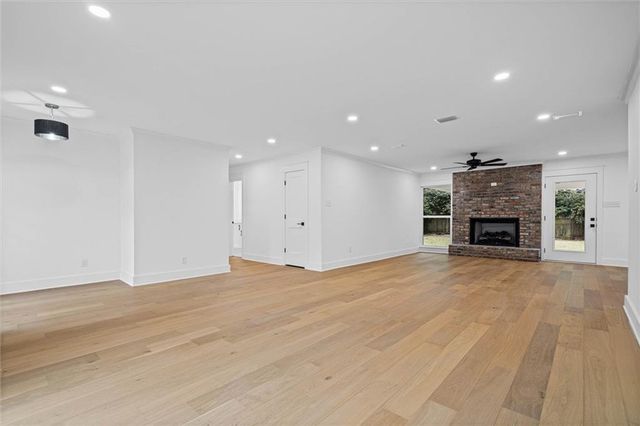 11 Schwaemmle Drive, Mobile, AL 36608