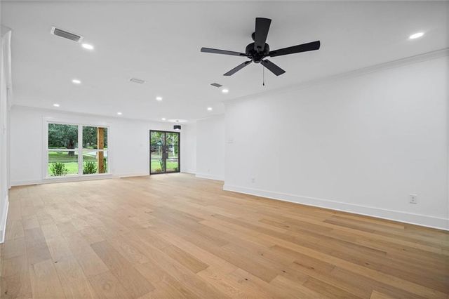 11 Schwaemmle Drive, Mobile, AL 36608